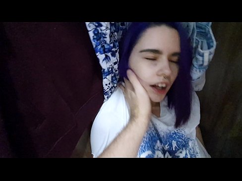 ❤️ Hittade min syster i garderoben och hjälpte henne att komma Sexvideo at porn sv.tvmarket.top ﹏